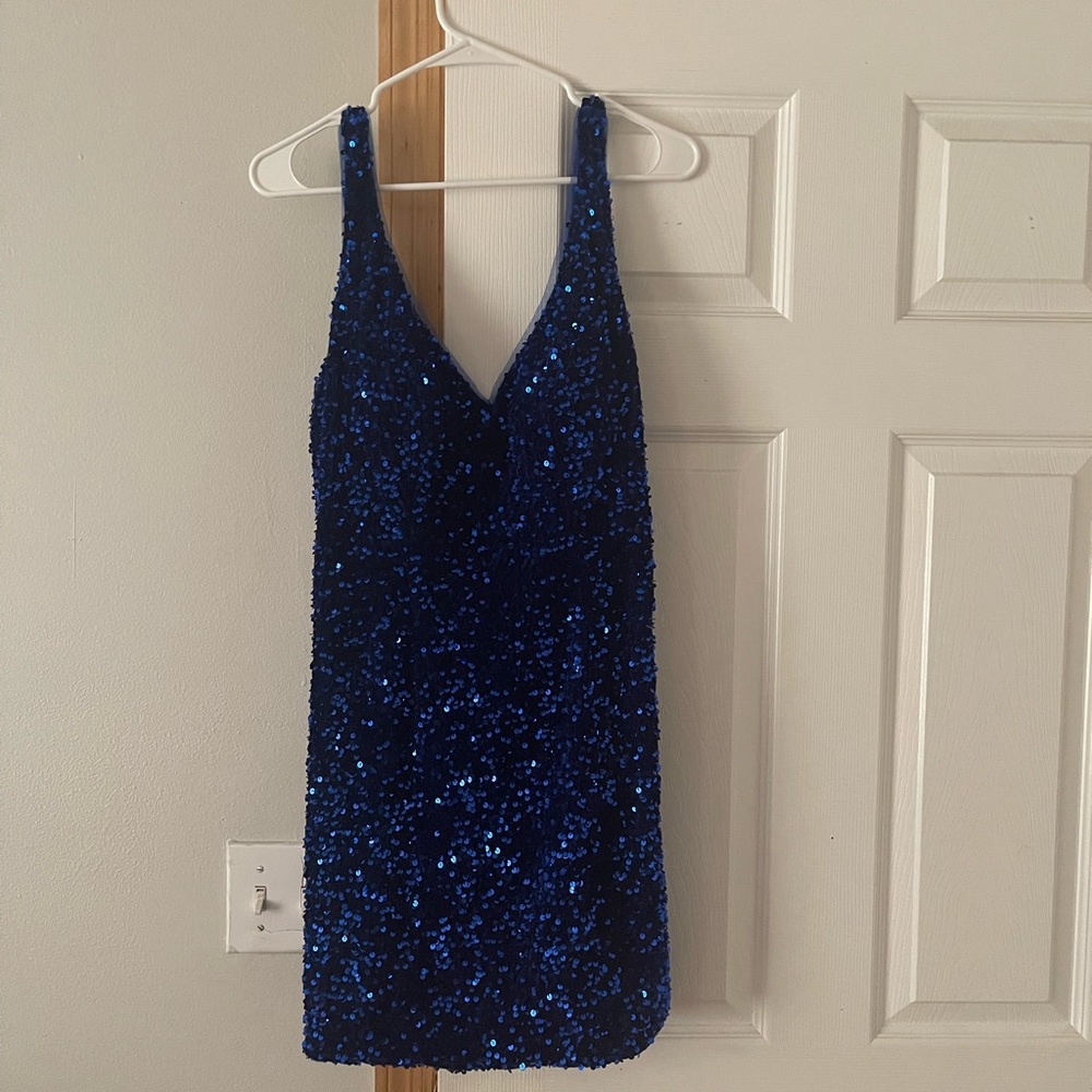 Blue sequence dress